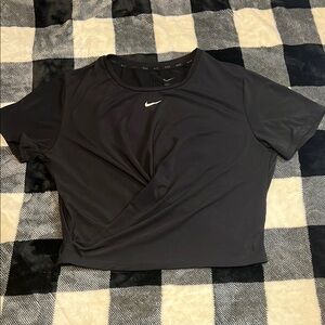 Nike Black Athletic Semi-Cropped Knotted T-Shirt size Large